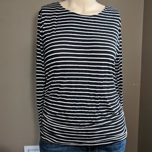 Host Pick!!! H&M Mama Long sleeve shirt size L